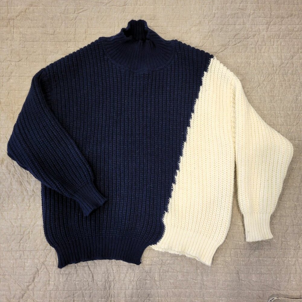 Oversized Lily Womens Sweater, Blue and White, XXL